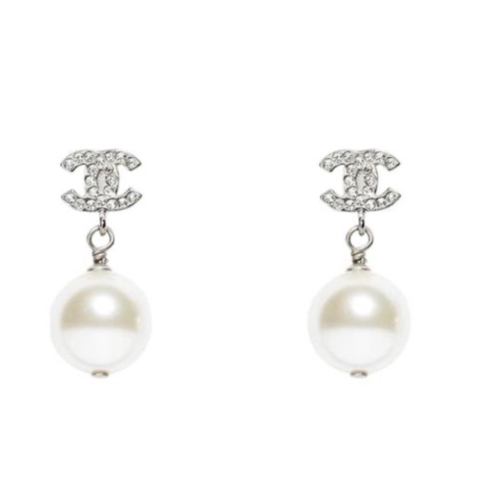 SOLD Authentic CHANEL CC Pearl Drop Earrings SHW
